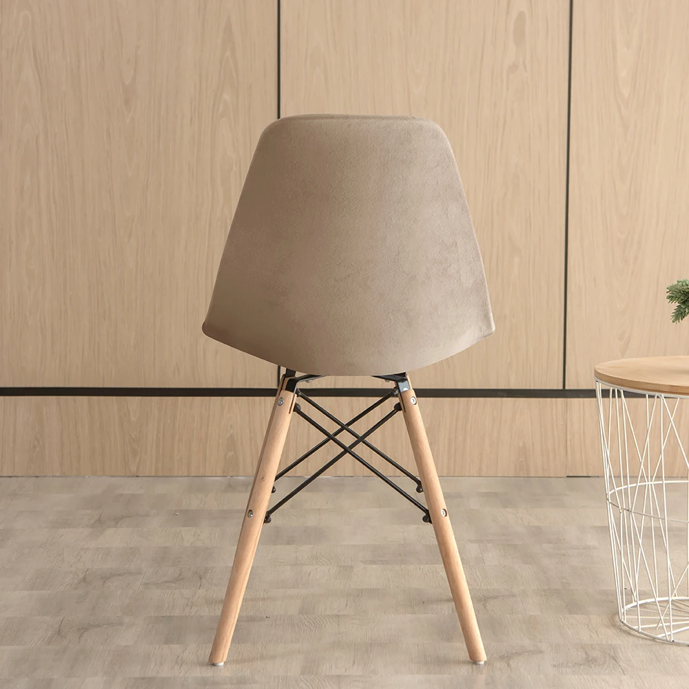 housse-de-chaise-scandinave-polyvalente-protection-complete-beige